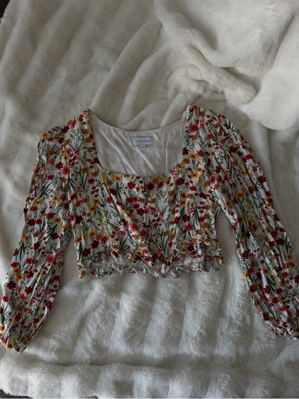 Lost + Wander White Floral Puff-Sleeve Cropped Top with Red & Yellow Flowers